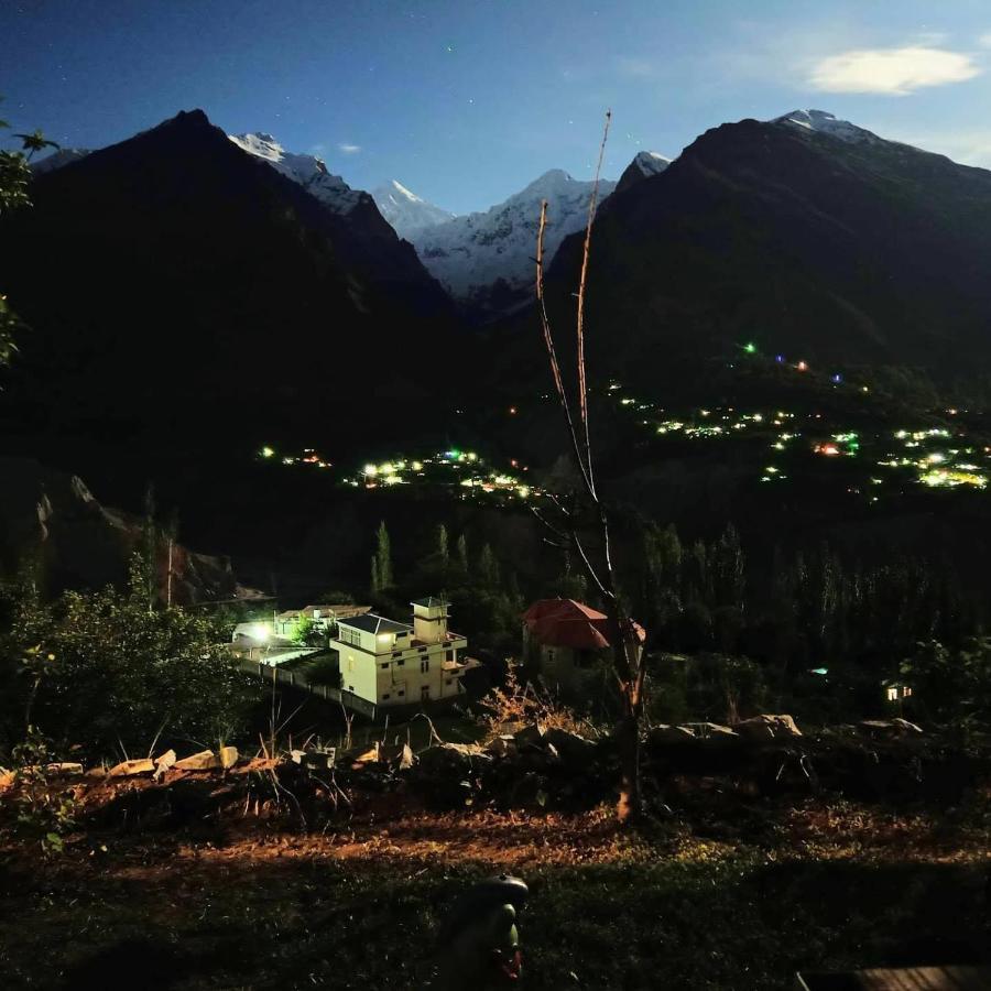 Backpackers Stories By Old Hunza Inn Karimabad  Exterior foto